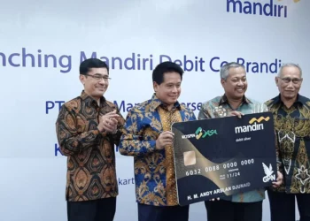 Menurut Rudi, peluncuran Kartu Mandiri Debit Co-brand Indogrosir merupakan bagian dari komitmen perseroan dalam menghadirkan layanan finansial yang relevan dengan kebutuhan masyarakat dan pelaku usaha saat ini.