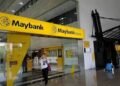 Melalui Amanah Pro, jutaan pengguna aplikasi Muslim Pro di Indonesia akan dapat dengan mudah memanfaatkan layanan finansial yang tersedia tanpa perlu datang secara fisik ke kantor cabang bank. Fitur itu menjadi yang pertama kali diperkenalkan untuk seluruh pengguna Muslim Pro di Tanah Air dengan didukung oleh Sharia Banking expertise dari Unit Usaha Syariah (UUS) Maybank Indonesia
