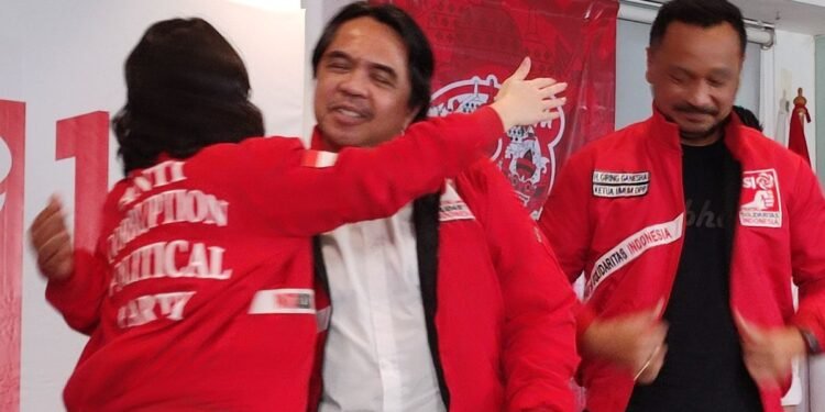 Ade Armando Mundur dari PSI Usai Dilaporkan 40 Ormas