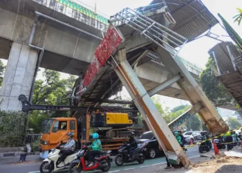 Pramono Pastikan JPO Tendean Dibangun Kembali