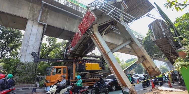 Pramono Pastikan JPO Tendean Dibangun Kembali