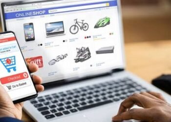 Menurut Bimo, kebijakan tersebut bukan merupakan pengenaan pajak baru bagi pedagang online. Pemerintah hanya mengubah mekanisme pemungutan pajak agar lebih sesuai dengan perkembangan transaksi digital yang semakin pesat. Dulu transaksi banyak dilakukan di toko fisik, sekarang semakin banyak dilakukan melalui platform digital.