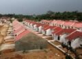 Pendapat Esther tersebut menanggapi persetujuan Komite Tapera terkait kebijakan mempertahankan suku bunga Fasilitas Likuiditas Pembiayaan Perumahan (FLPP) sebesar 5 persen untuk rumah tapak dan 6 persen untuk rumah susun subsidi. Selain itu juga menanggapi dibukanya opsi tenor pembiayaan hingga 40 tahun untuk meningkatkan keterjangkauan masyarakat oleh Komite.