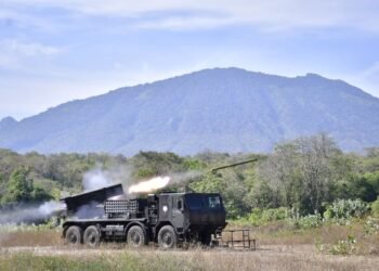 Korps Marinir Uji Roket 122 Mm Buatan Serbia, Seluruh Proyektil Tepat Sasaran