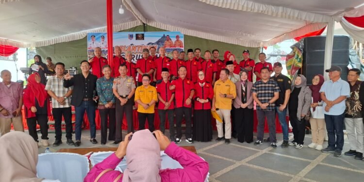 Menurut Dede, AMKI Lahat diharapkan dapat tumbuh sebagai organisasi yang solid, profesional dan independen, serta mampu memberikan kontribusi nyata bagi perkembangan pers dan pembangunan Kabupaten Lahat.