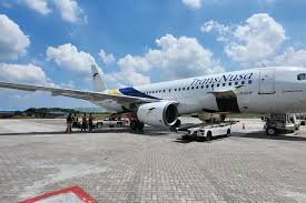 Transnusa menargetkan tingkat keterisian penumpang atau load factor sebesar 75% dalam dua bulan pertama dan kemudian meningkat menjadi 80% seiring dengan pertumbuhan permintaan. Dan guna menarik penumpang pada tahap awal pengoperasian rute, Transnusa menawarkan tarif mulai Rp2,799 juta untuk penerbangan sekali jalan.