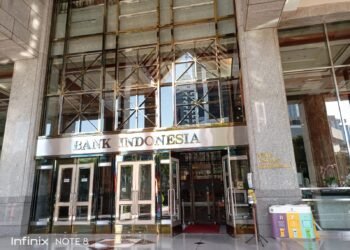 Langkah cepat BI dilakukan selepas terjadi dugaan transaksi tidak sah atau pembobolan saldo dan kartu kredit melalui penyalahgunaan fitur pembayaran kode QR di aplikasi platform dompet digital DANA. Bank Indonesia akan terus mengawal penyelesaian insiden dan menghimbau masyarakat untuk menjaga kerahasiaan data dan kredensial pembayaran, memantau riwayat transaksi secara berkala, serta segera melaporkan transaksi yang tidak dikenali melalui kanal resmi bank penerbit kartu dan/atau penyelenggara