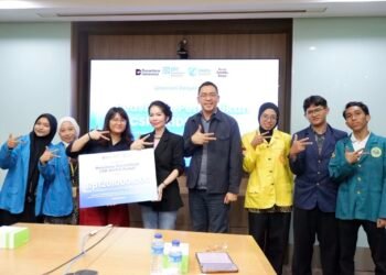 brids-kembali-salurkan-beasiswa-12-mahasiswa