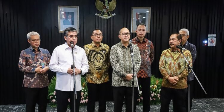 pemerintah-integrasikan-layanan-tka-melalui-oss