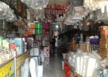 Menurut Ateng kembali, dari sisi volume, impor mesin/peralatan mekanis juga mengalami kenaikan 9,02% dari 2,69 juta ton menjadi 2,93 juta ton. Demikian pula impor mesin/perlengkapan elektrik dan bagiannya, dicatat sebesar US$ 21,09 miliar. Nilai impor ini naik 22,38% dari US$ 17,24 miliar pada Januari–Juli 2025. Komoditas ini memiliki pangsa sebesar 15,33%.