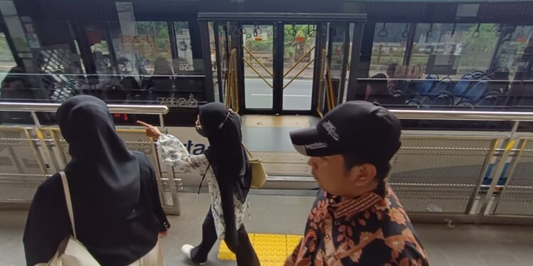 Pemprov DKI Akan Perluas Layanan Transportasi Gratis