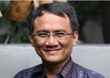 Andi Arief Sebut Pansus DPR Bisa Jadi Ajang Klarifikasi Gibran