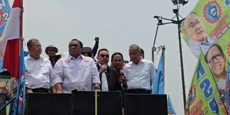 Pimpinan DPR Temui Buruh, Bahas RUU Pelindungan Ketenagakerjaan